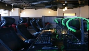 Fantastinet FNET Gaming Internet Cafe in Rowland Heights, Los Angeles California